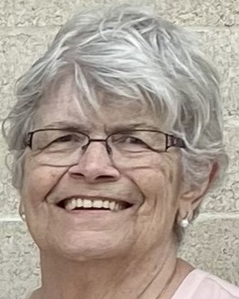 Voneda Claire Lensman Profile Photo