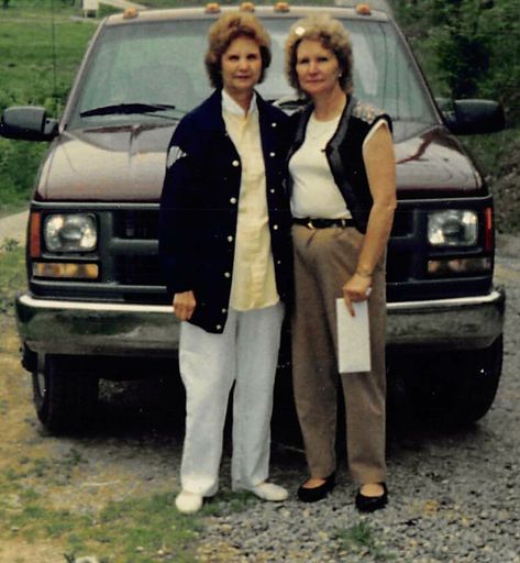 Irene (Wright)  Simpson photo gallery thumbnail 101 of 296