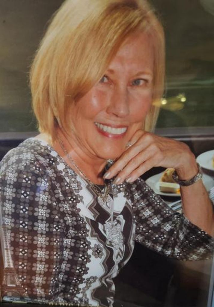 Claire Louise Crook Profile Photo