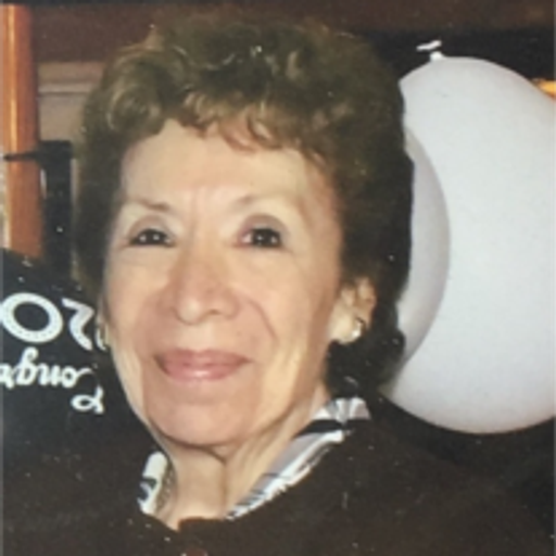 Connie Lizarraga Profile Photo