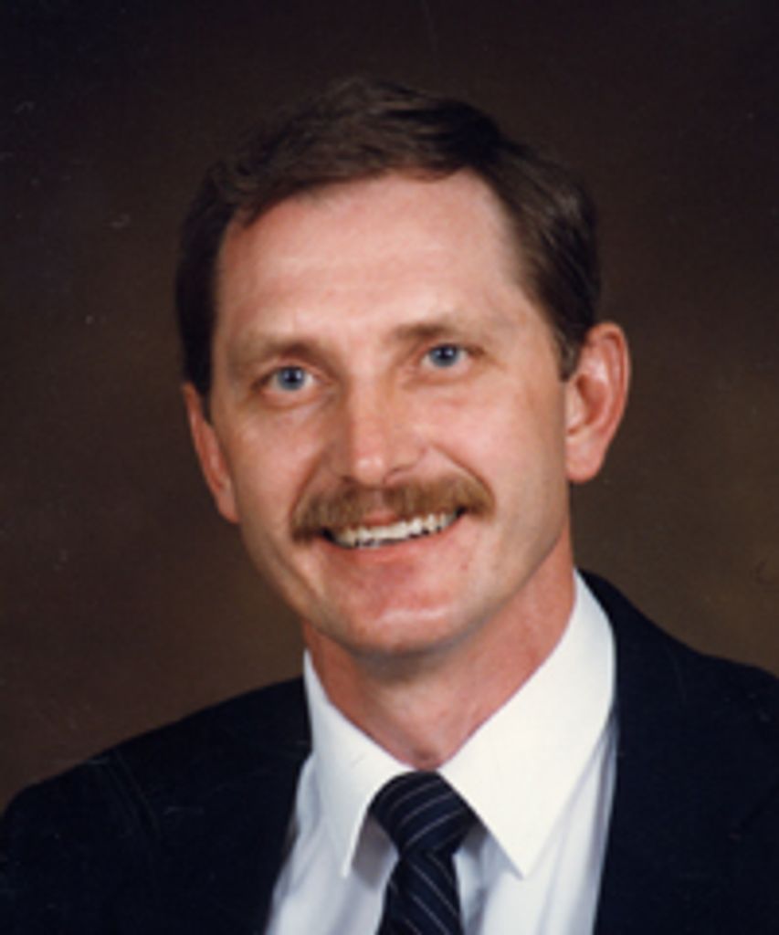Roger Schmidt Profile Photo