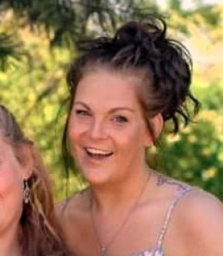 Ashley Crawford Profile Photo