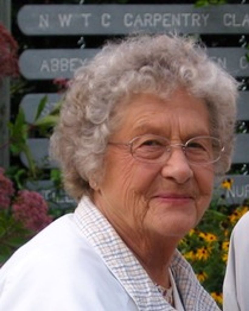 Margaret M. (Breisch)  Konopasek