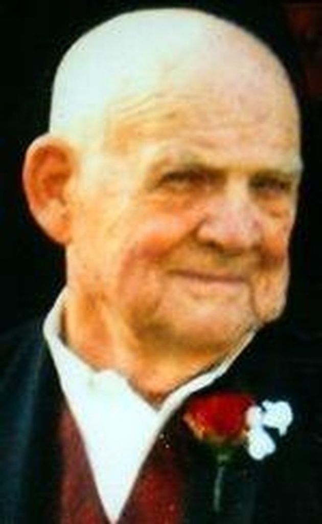 Ray Alois Moeder