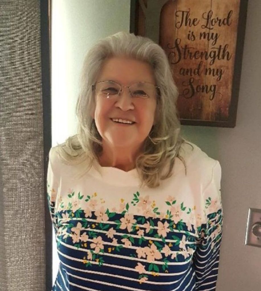 Shirley Jean Flores