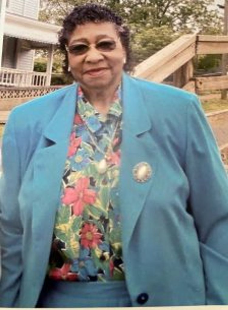 Madeline Goode Hurt-Lee Profile Photo