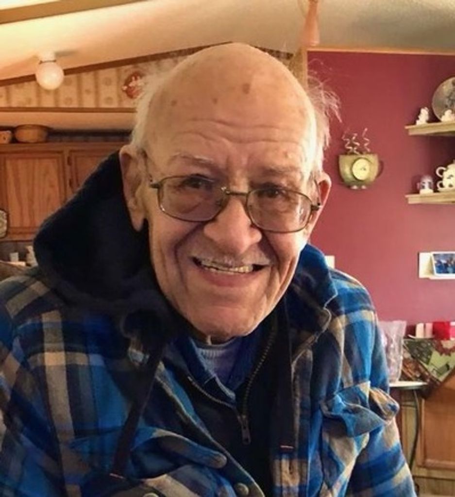 Thomas Stephen Bachar Profile Photo
