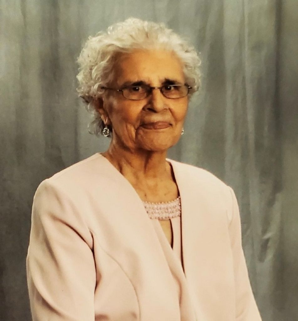 Rosa Rea Profile Photo