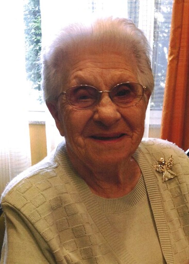 Adeline Lena Moreno Profile Photo