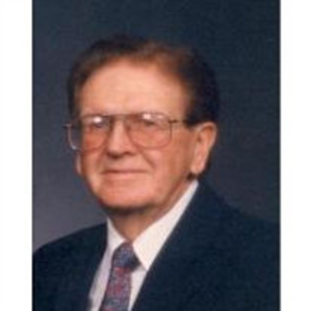 Lowell Yeates