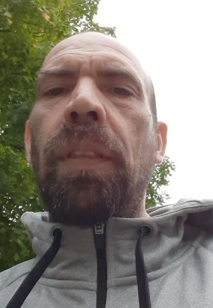 Robert Fernandez Profile Photo