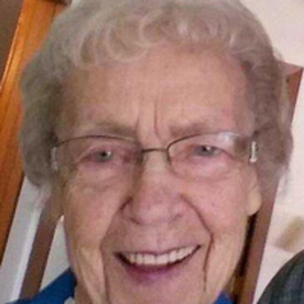 Christine Elizabeth Tucholke Profile Photo