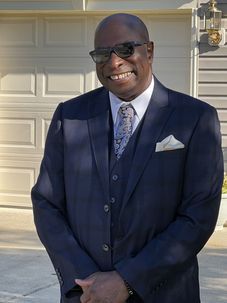 Michael Barnes Profile Photo