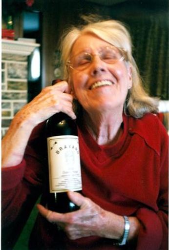 Evelyn Nichols Kirk photo gallery thumbnail 36 of 39