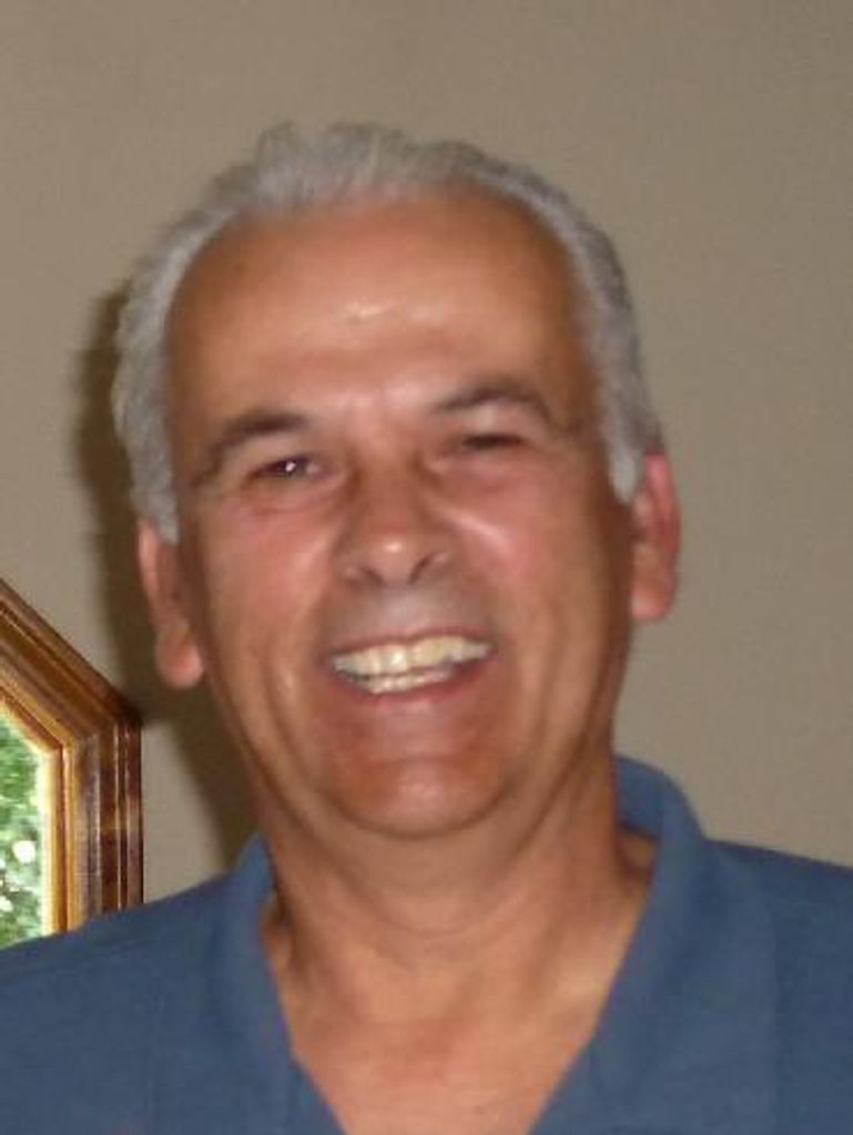 Manuel Luis Mello