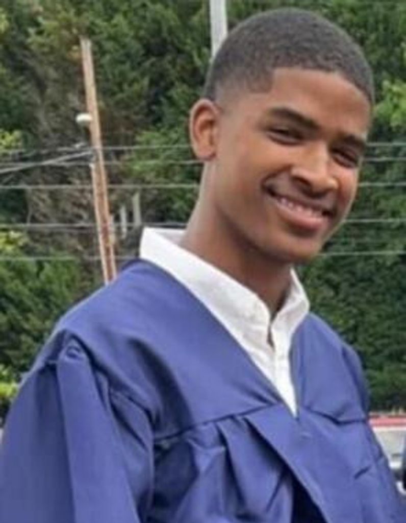 Ashlon Quinton Fields Profile Photo