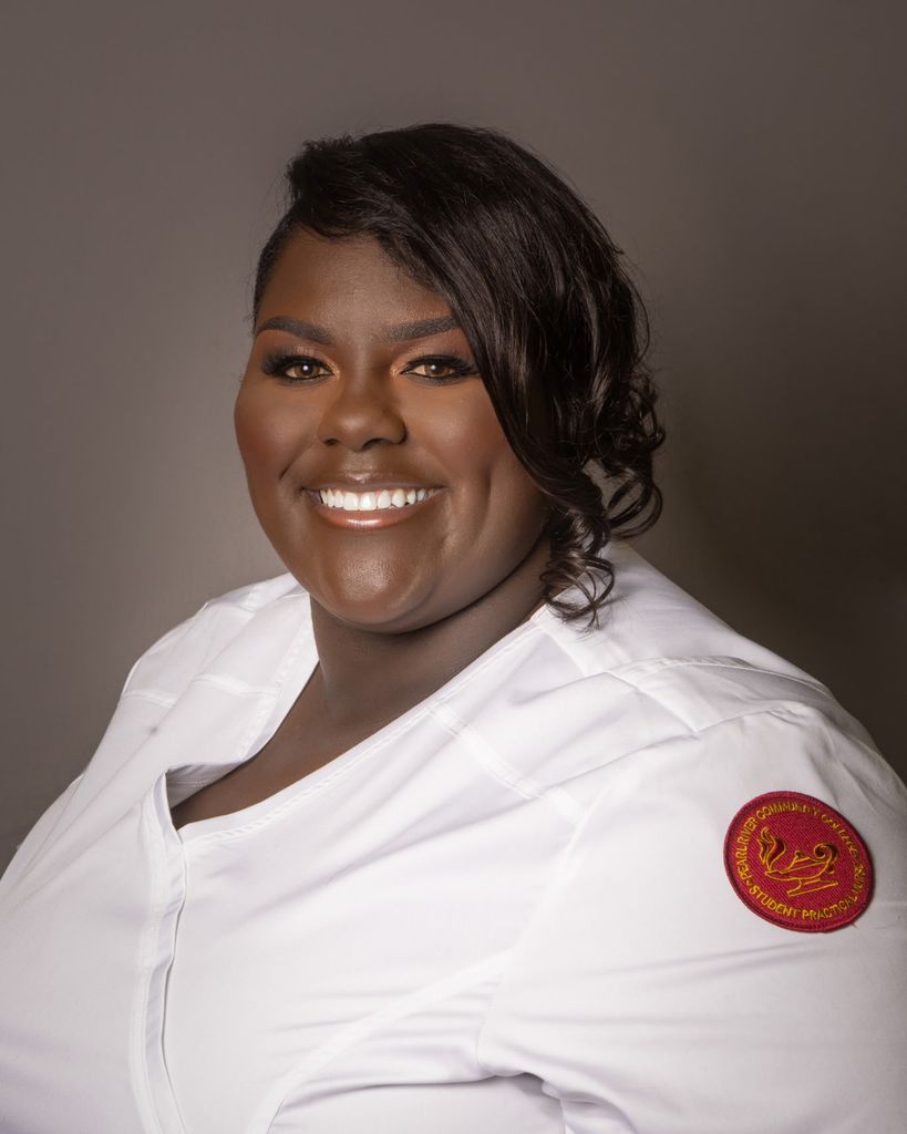 Monesha Thomas-Barlow Profile Photo