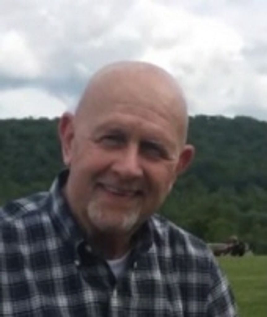 Paul E. Richard