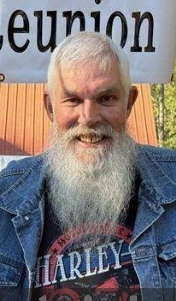 Leslie Mark Campbell Profile Photo