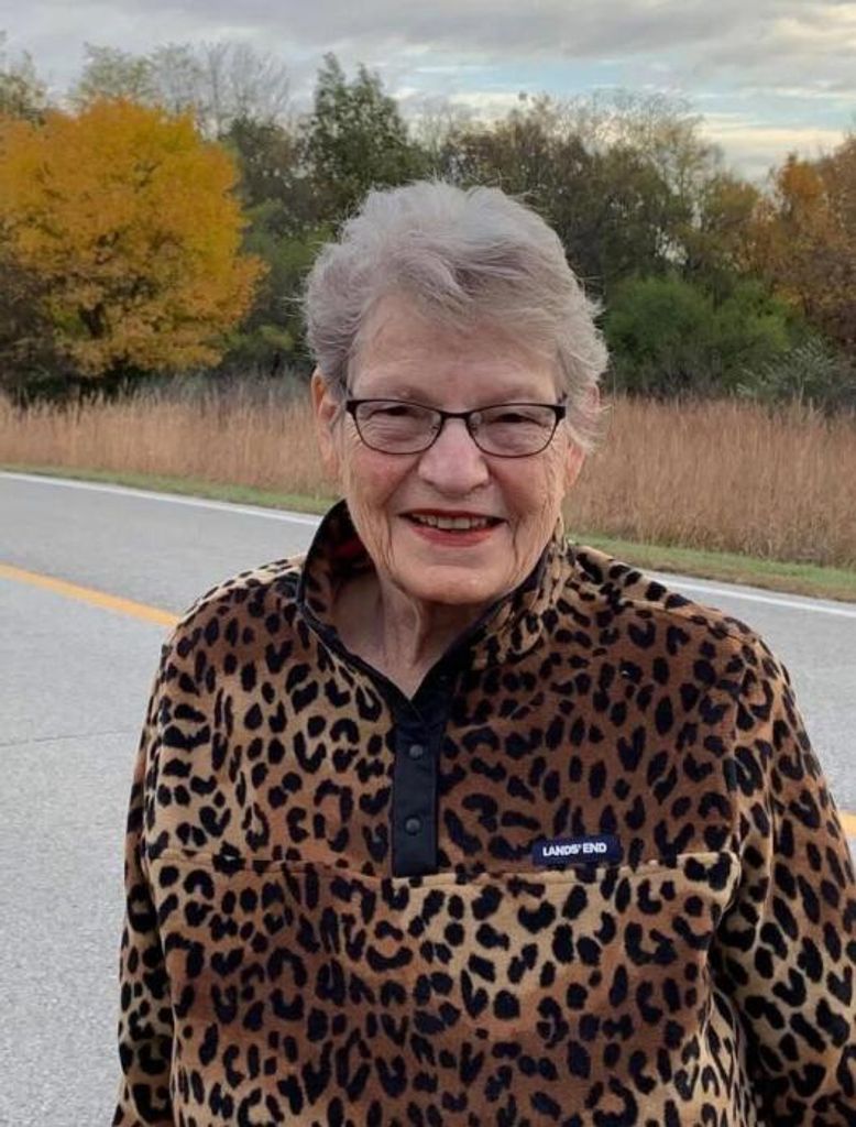 Helen Fern (Thomas)  Rager