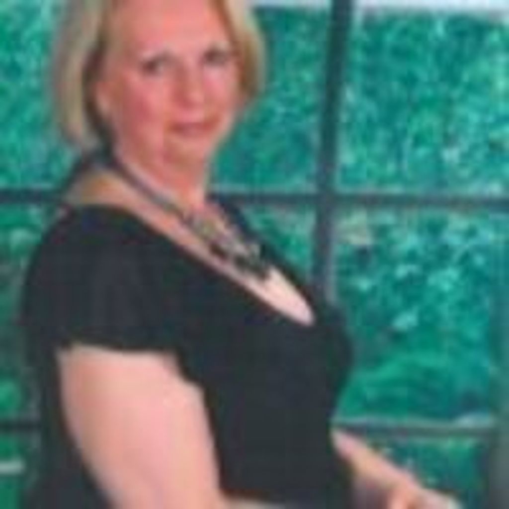 Shelley J Willette