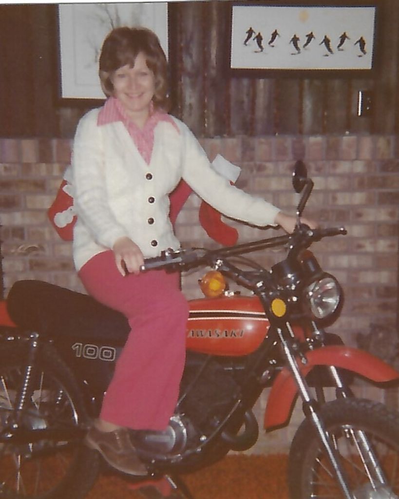 Sue Carol Logan Profile Photo