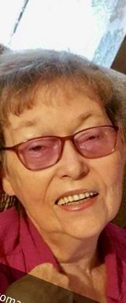 Lorraine Rose Eli Profile Photo