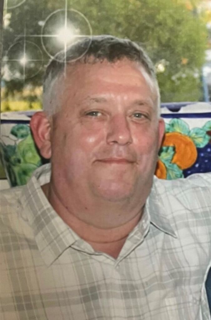 Christopher Weaver Profile Photo