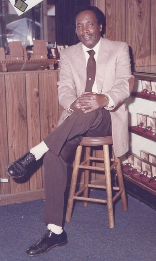 Mr. Horace Harris