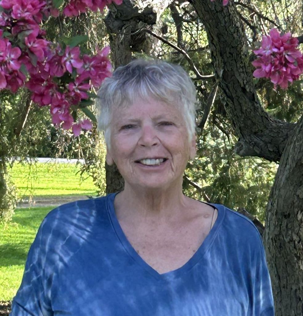 Janet Brydges Profile Photo