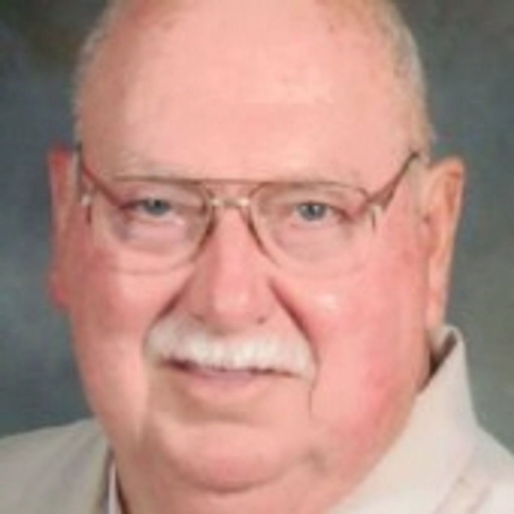 Dick Dean Smith Profile Photo