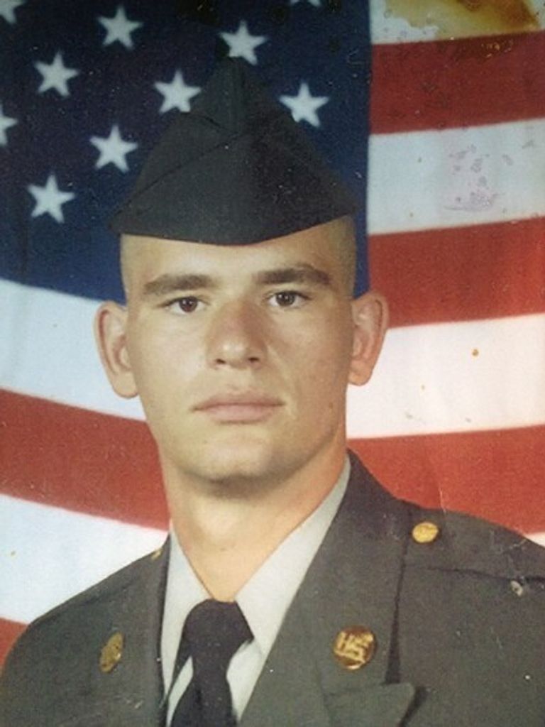 Robert Earl Hatcher Jr. Profile Photo