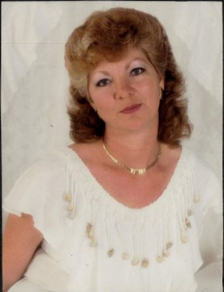 Donna Oliver Profile Photo