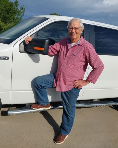 Larry Kummer's obituary image