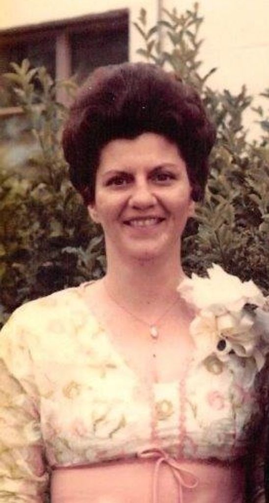 Dorothy Battaglear
