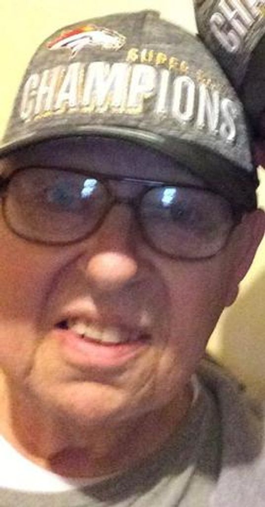 Ted John Kluge Profile Photo