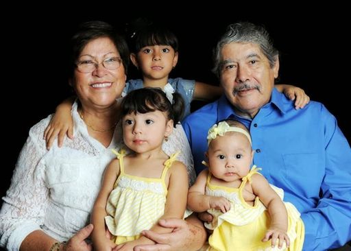 Estela Viveros photo gallery thumbnail 12 of 25