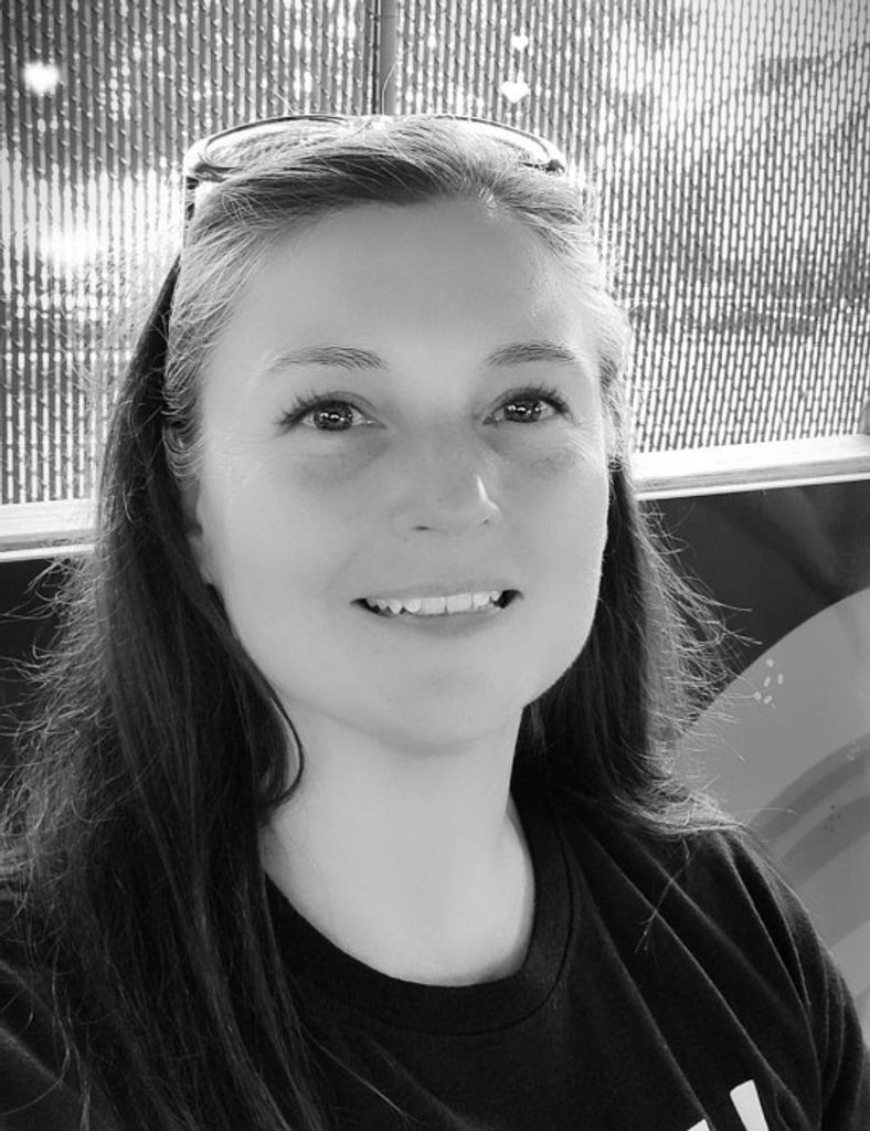 Crystal Lynn Bones Profile Photo