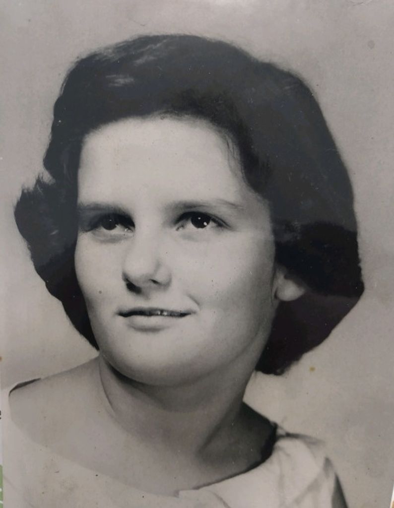Cecilia C (Ward)  Heckethorn