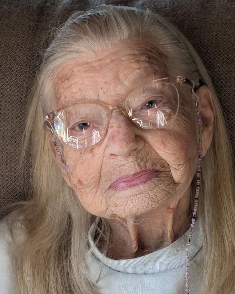 Darlene Vyonne Grogan
