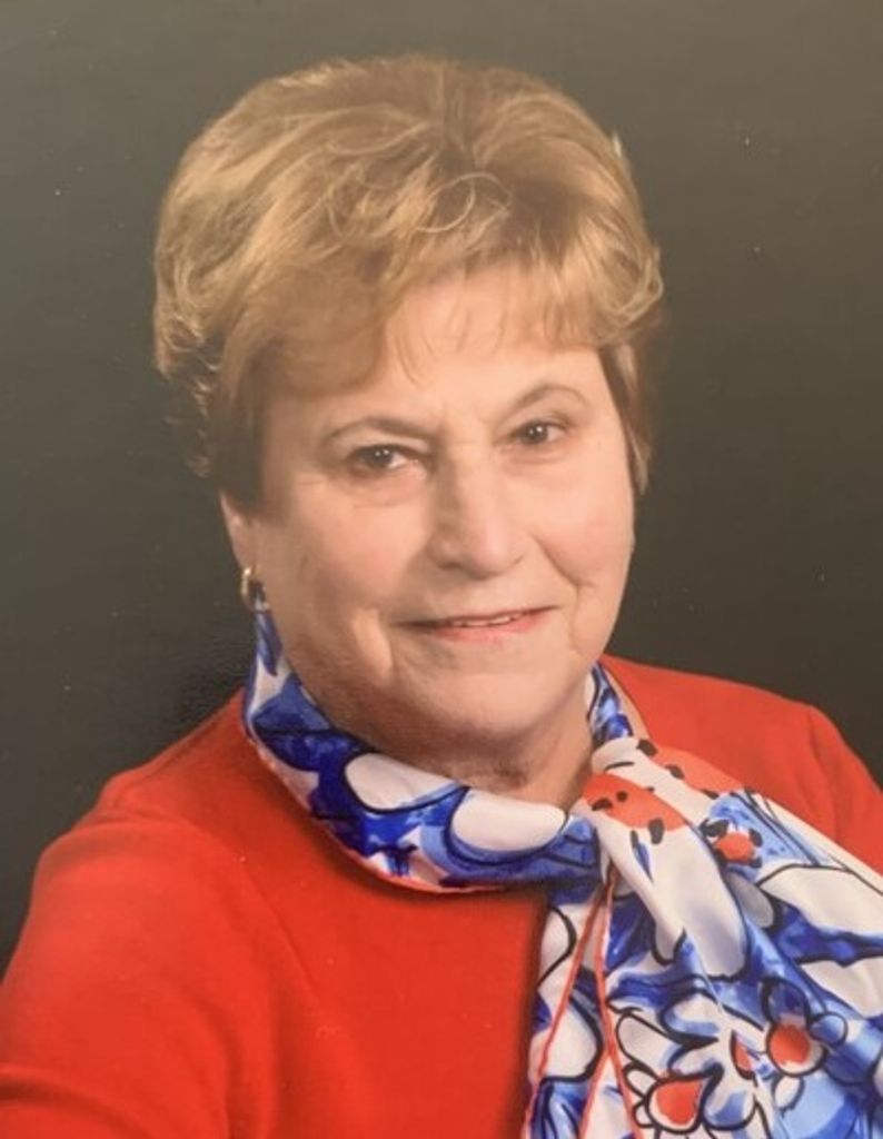 Rosalie M Hennes Profile Photo