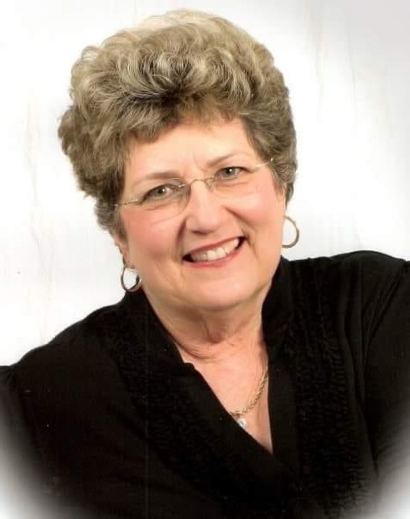 Bobbie Young Profile Photo