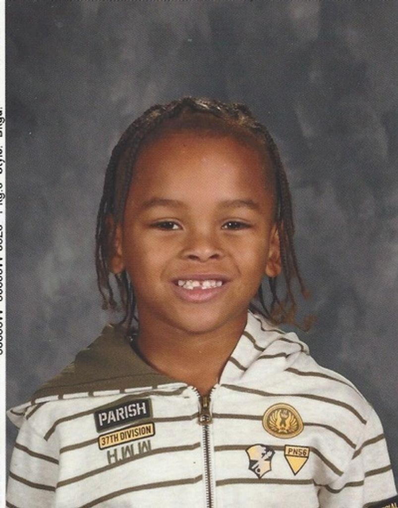 Nyon Ziree Warren Profile Photo