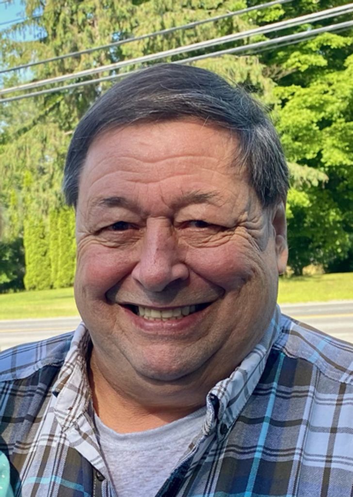 Michael Thomas Ravlin Profile Photo