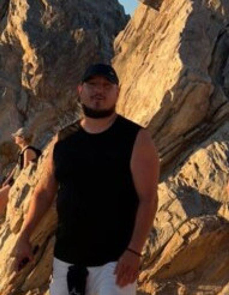 Gildardo Rosales, Jr. Profile Photo