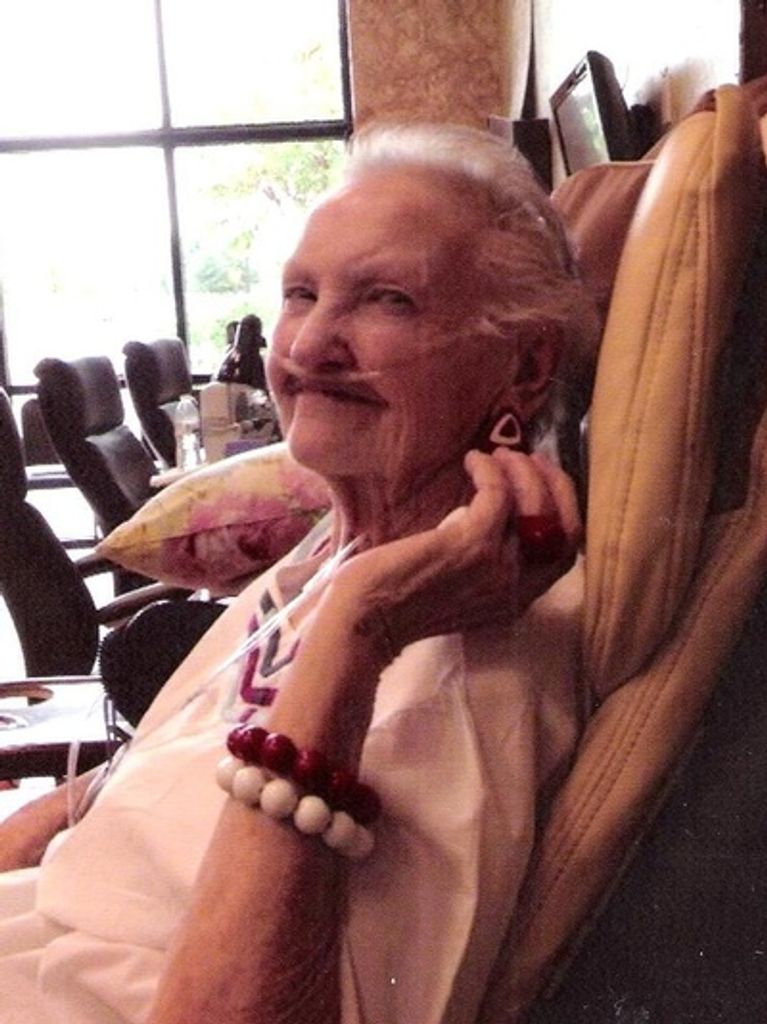 Louise Shaw Profile Photo