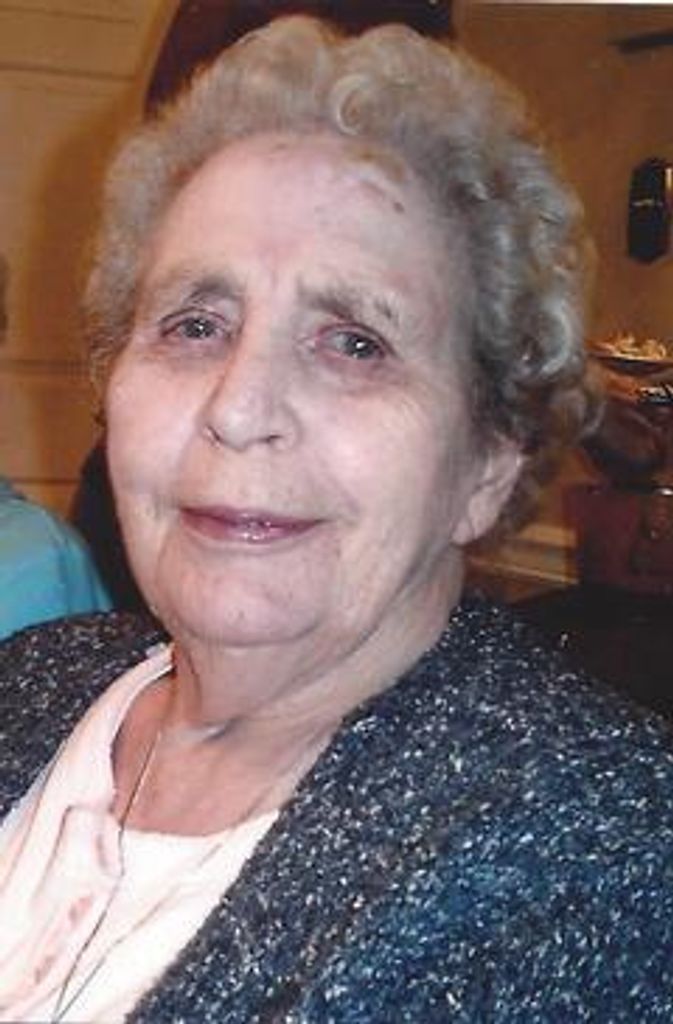 Alice Mccourt
