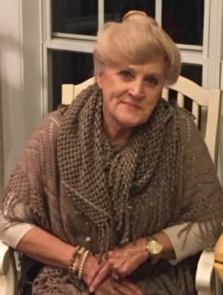 Linda Simmons Profile Photo