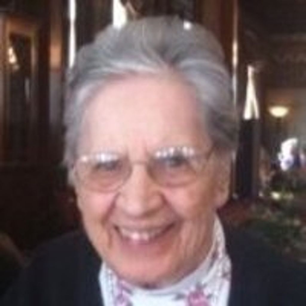 Theresa E Vestevich
