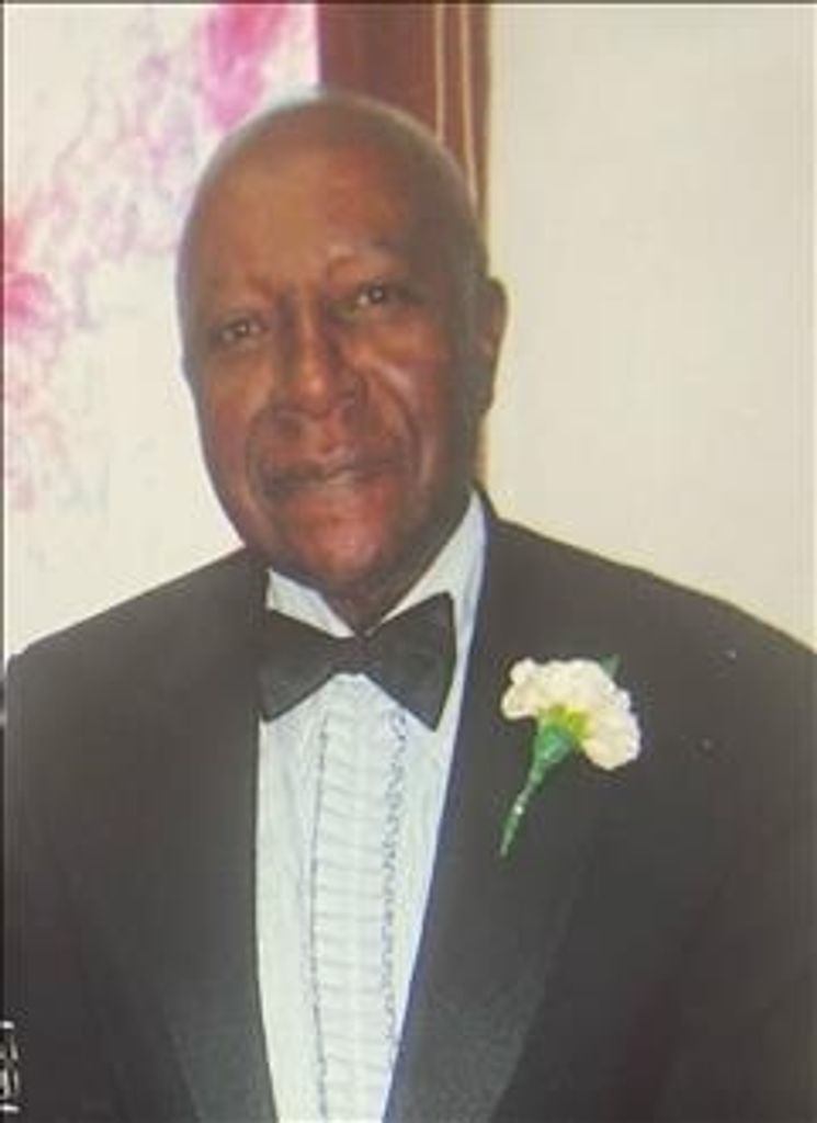 Robert Bradley Profile Photo